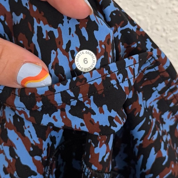 Lululemon Fast and Free High Rise Tight 25" Ankle Leggings Leopard Camo Blue 6 - Picture 8 of 9